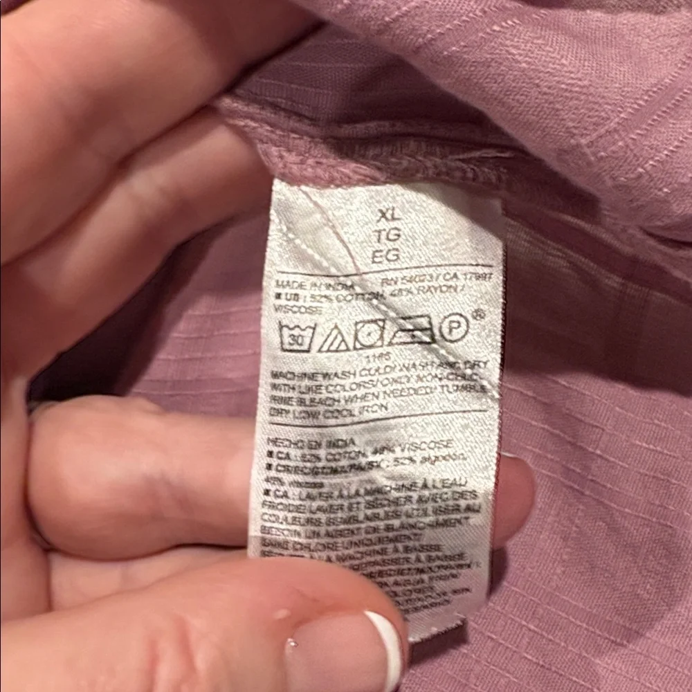 Old Navy - NWT! Women's Flutter Sleeve Dobby Top - Blouse. Size XL. Pink/Maeve - Picture 11 of 14